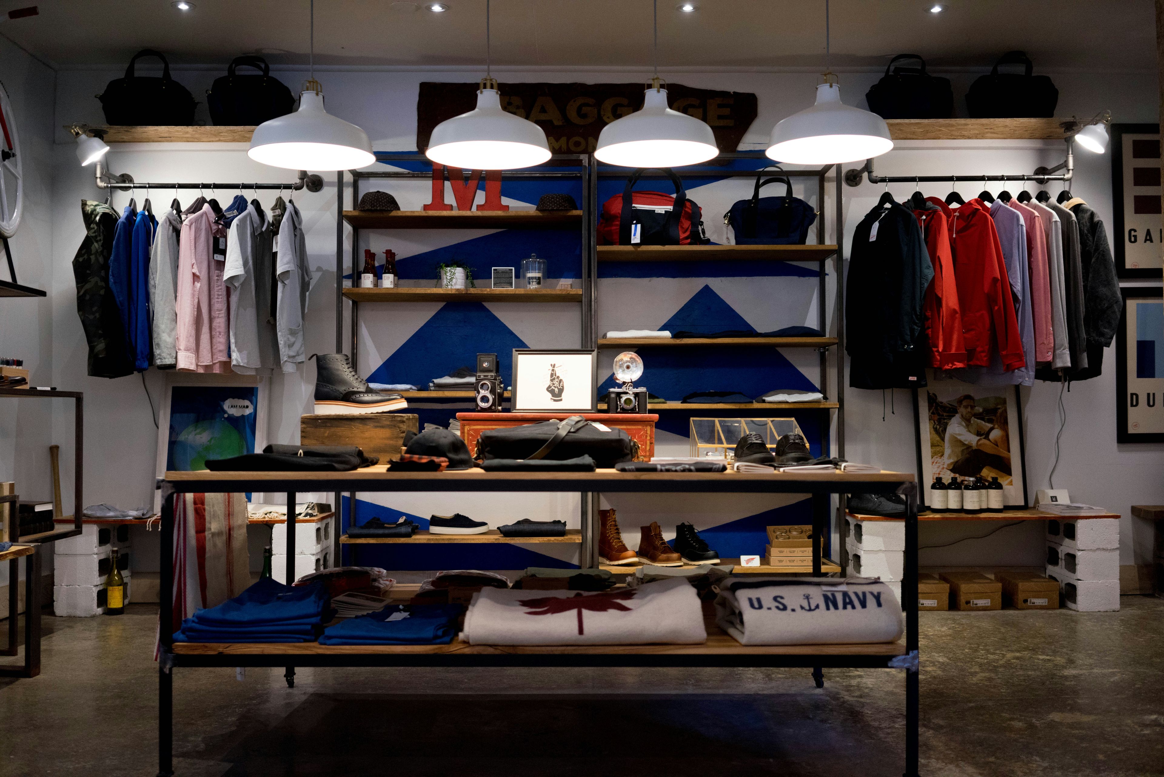 Reinventing Retail in 2025-26: How D2C and Luxury Brands Are Creating Omnichannel Experiences That Win