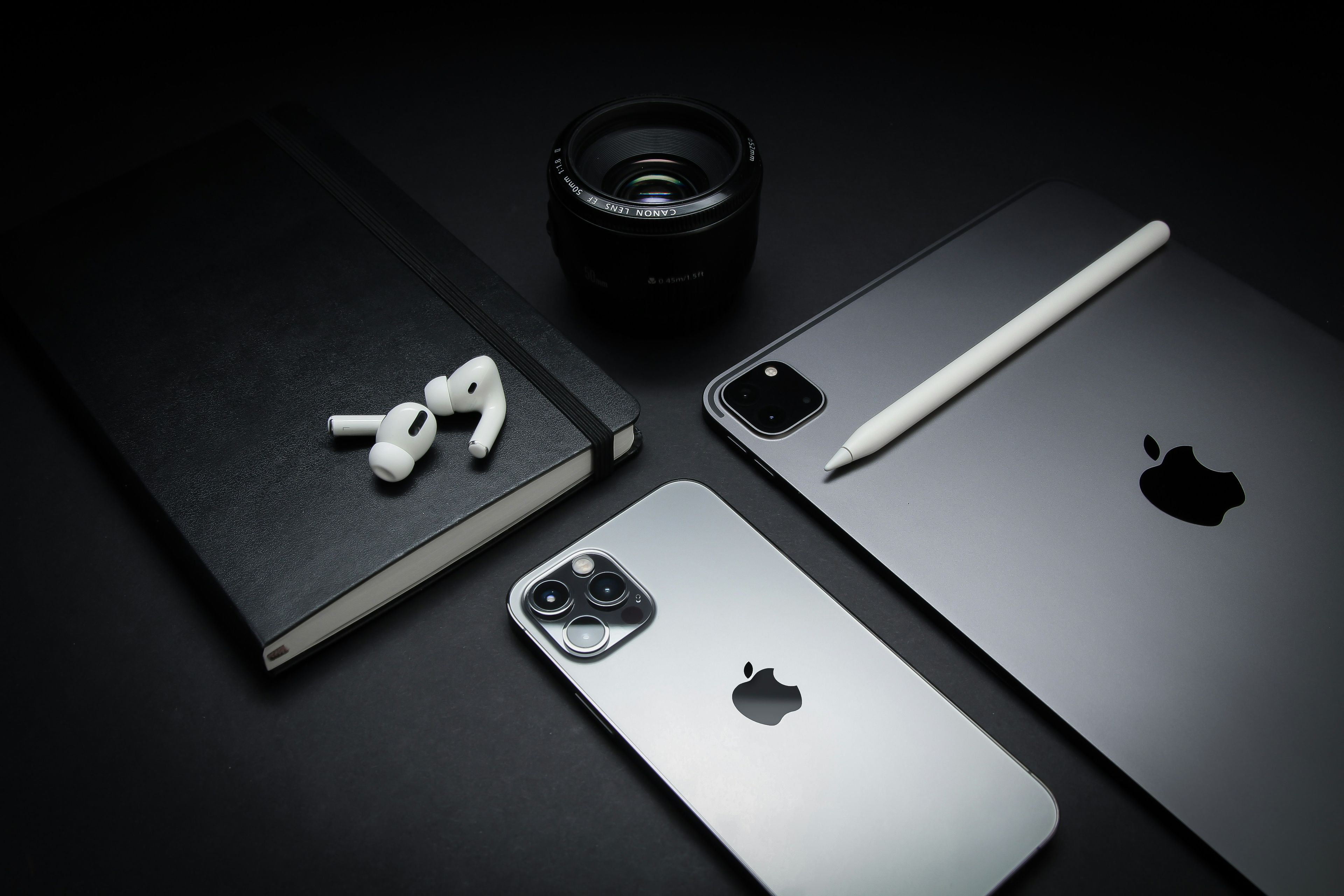 iOS 26 Privacy Settings: What Universal Link Sanitisation Means for Marketers in Hospitality